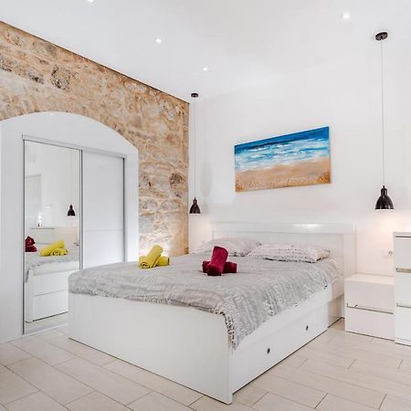Old Split Apartment ภายนอก รูปภาพ